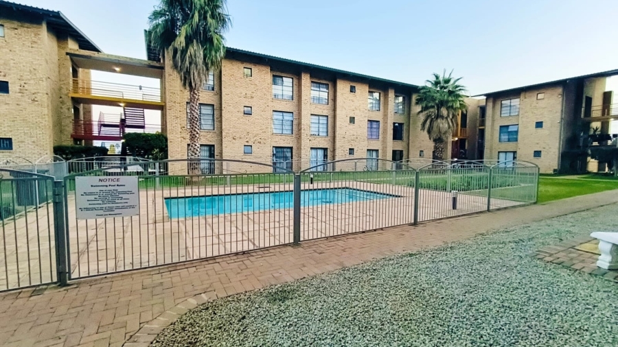 1 Bedroom Property for Sale in Kannoniers Park North West